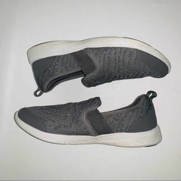 Womans Vionic Slip on Gray shoes Size 9.5 - Picture 4 of 12